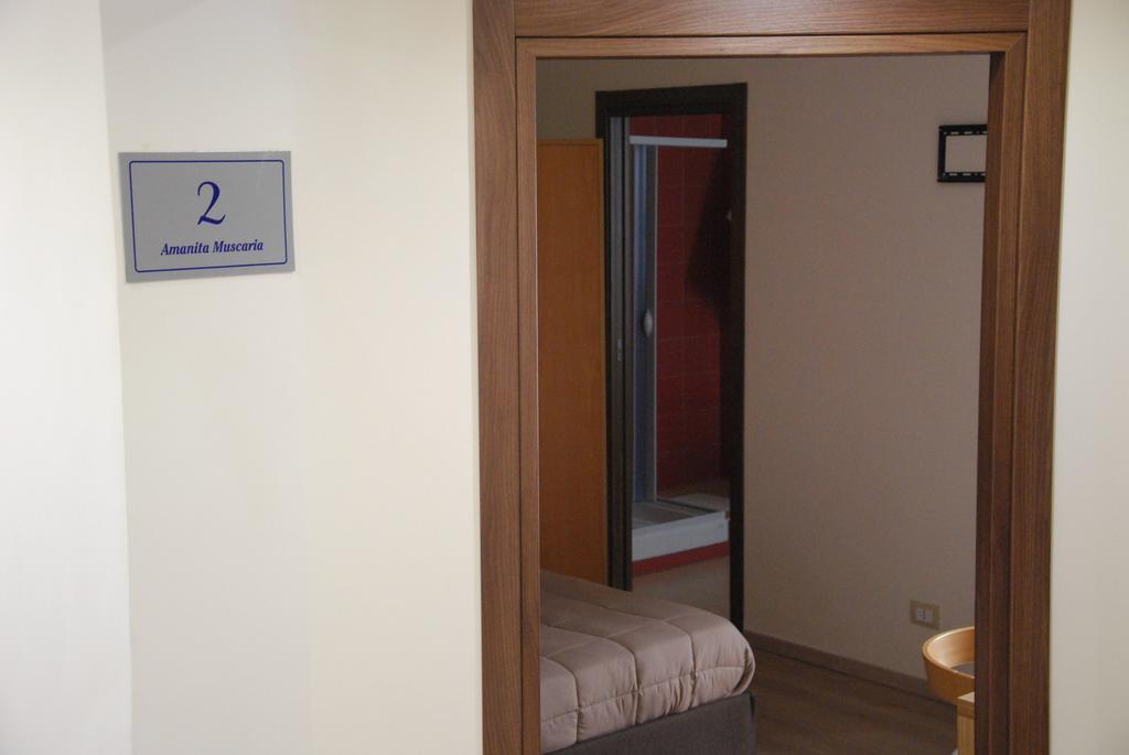 Guest House Caracas Lorica Extérieur photo